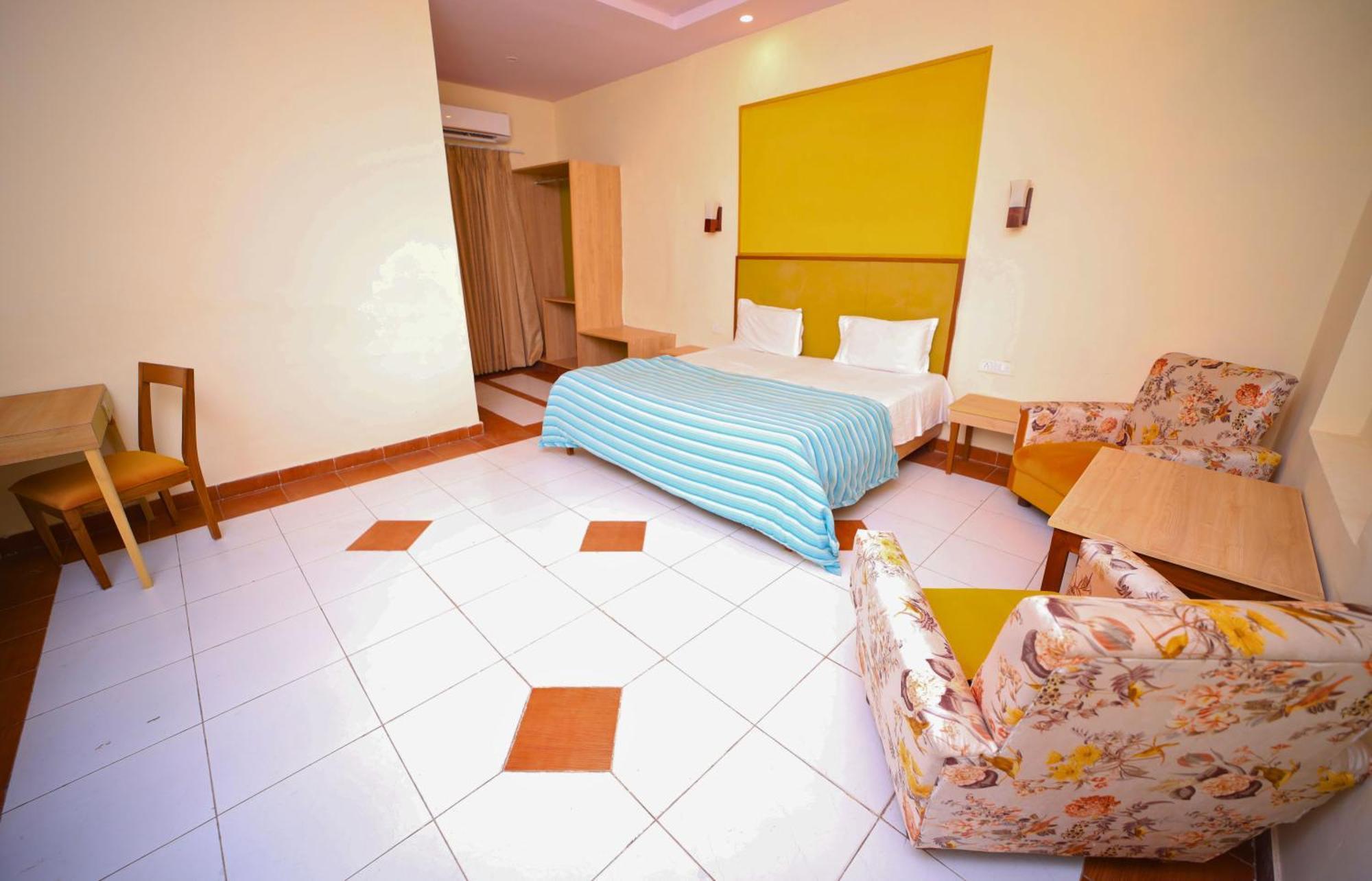 Kenth Hari Resort Dhaulpur By Shrigo Hotels Exterior photo