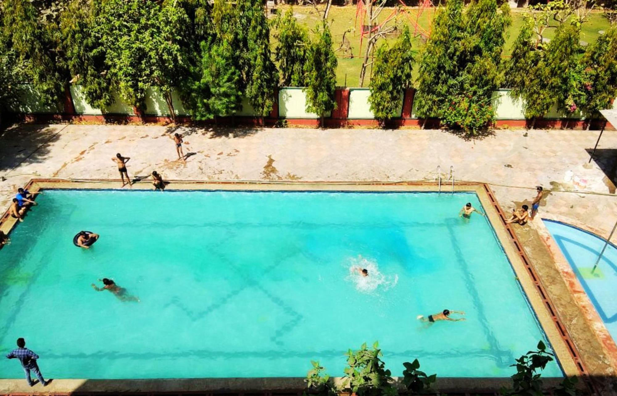 Kenth Hari Resort Dhaulpur By Shrigo Hotels Exterior photo